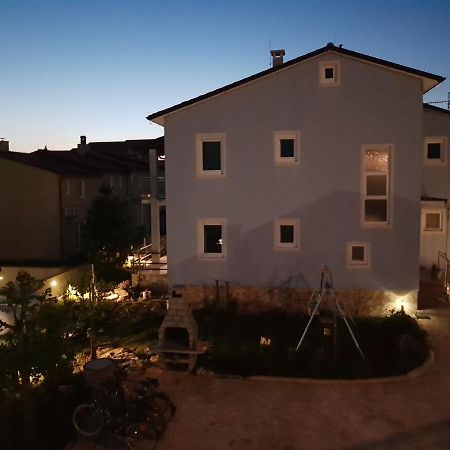 Appartement Mateo Barbariga Esterno foto
